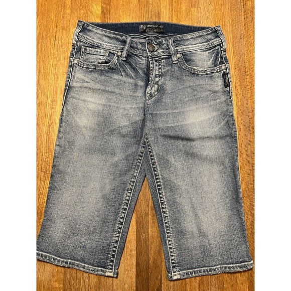 Silver Jeans Co Women 28 Suki Bermuda Distressed White Wash Blue Denim Shorts‎ - Picture 1 of 6